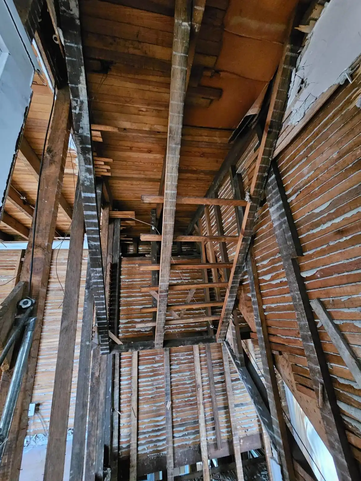 fire damaged house in Rhode Island